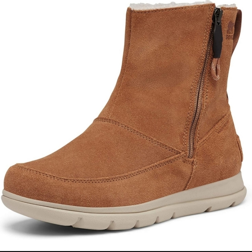 Sorel explorer boots. Brown tan suede. Size 6 NEW
